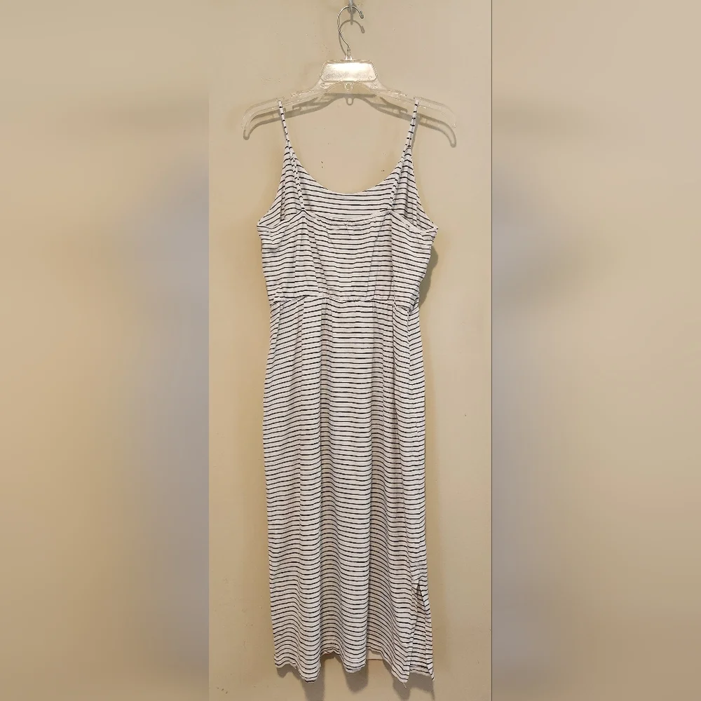 Like New Old Navy Dress Bundle, Size M - Picture 4 of 12